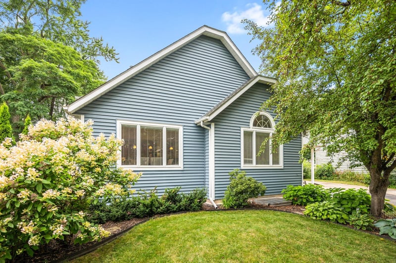 2535 Sylvan St, Little Canada, MN 55117