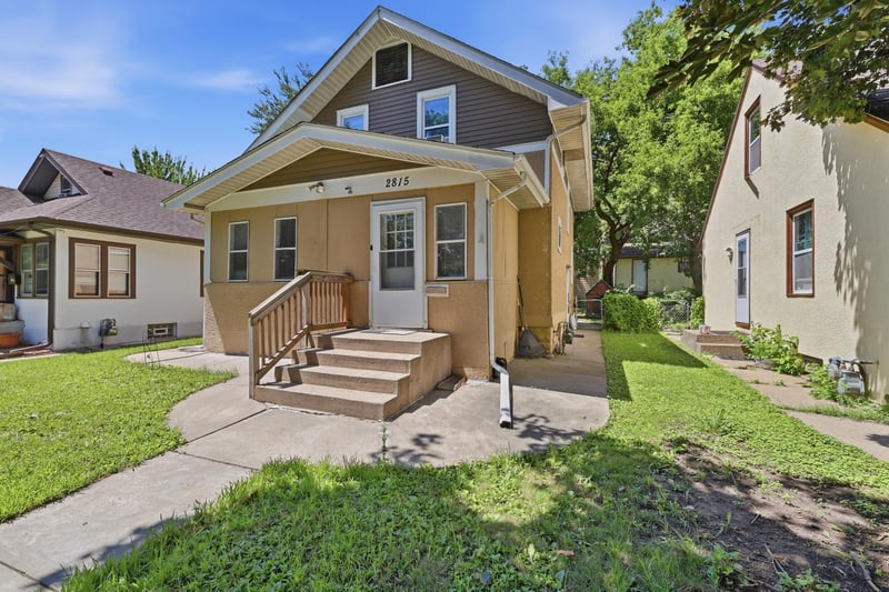 2815 Irving Ave N, Minneapolis, MN 55411