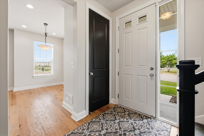 8348 Jonquil Ln N, Maple Grove, MN 55369