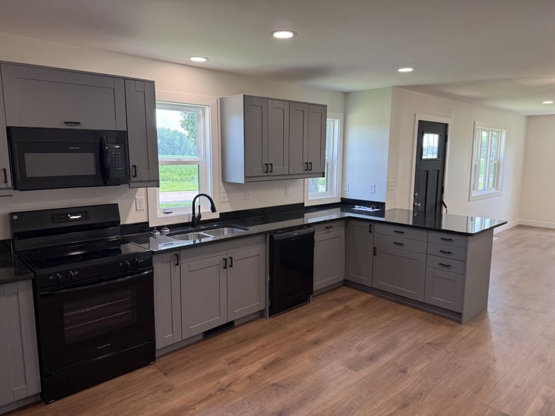 1050 Bluff St NE, Hutchinson, MN 55350