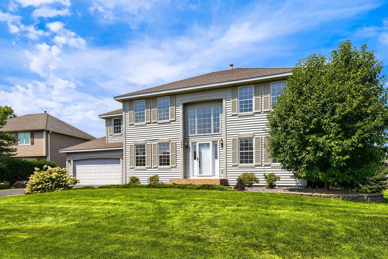 9270 Cornell Rd, Woodbury, MN 55125
