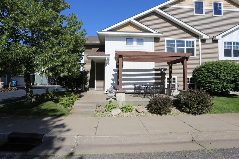 22323 Cameo Ct, Forest Lake, MN 55025