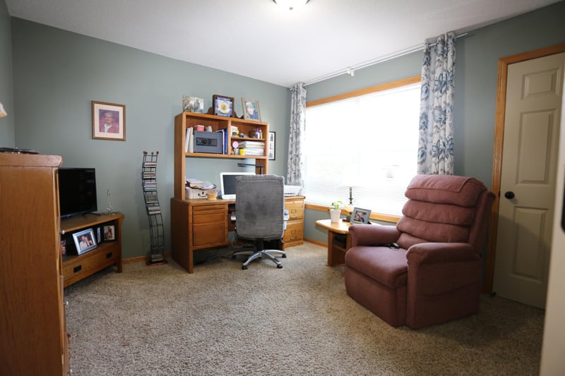 22323 Cameo Ct, Forest Lake, MN 55025