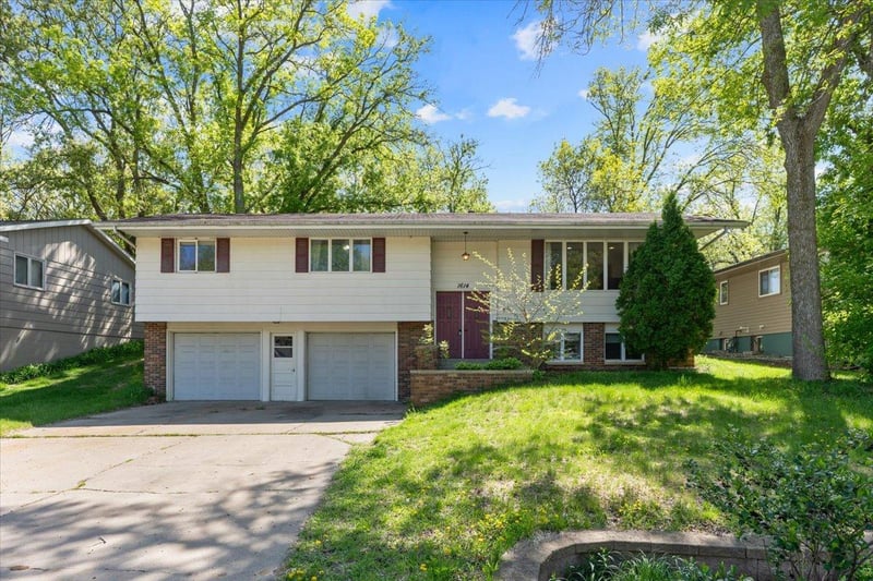 1614 12th Ave SE, Saint Cloud, MN 56304