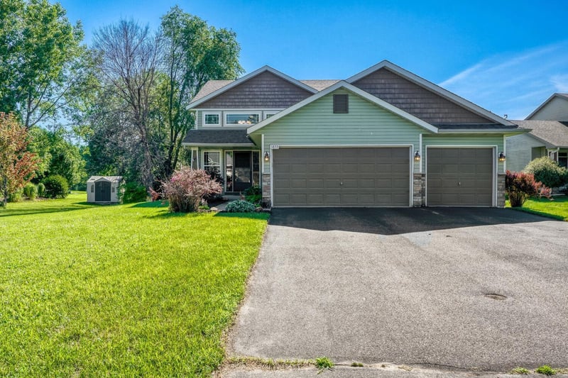 5833 212th St N, Forest Lake, MN 55025