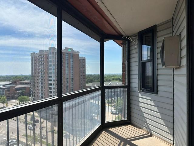 6500 Woodlake Dr #1104, Richfield, MN 55423