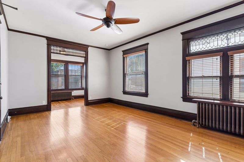 535 Selby Ave #1, Saint Paul, MN 55102