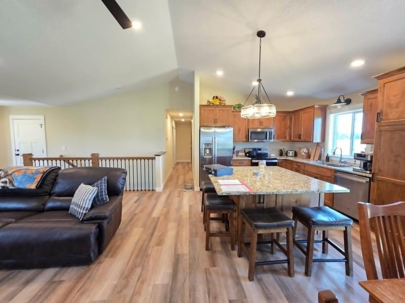 3379 309th Ave NW, Cambridge, MN 55008