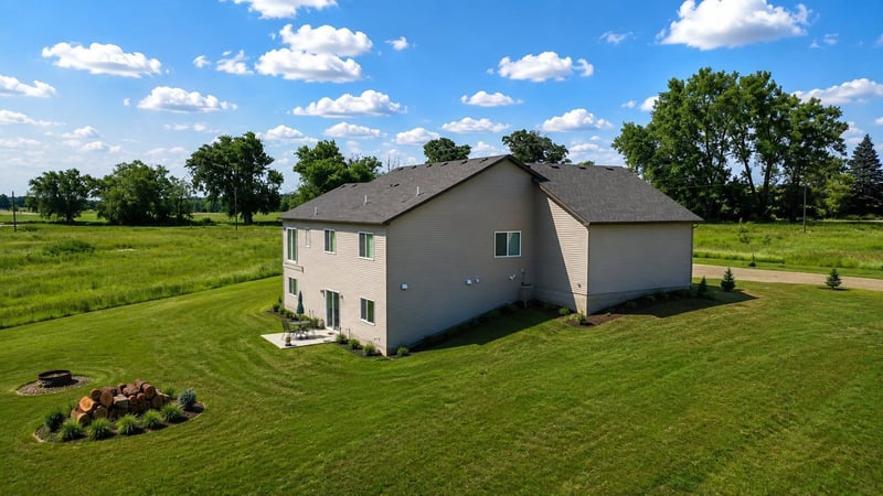 3379 309th Ave NW, Cambridge, MN 55008