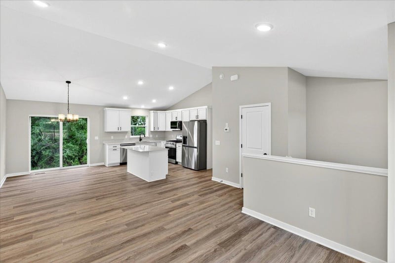 37514 Greenway Ave, North Branch, MN 55056