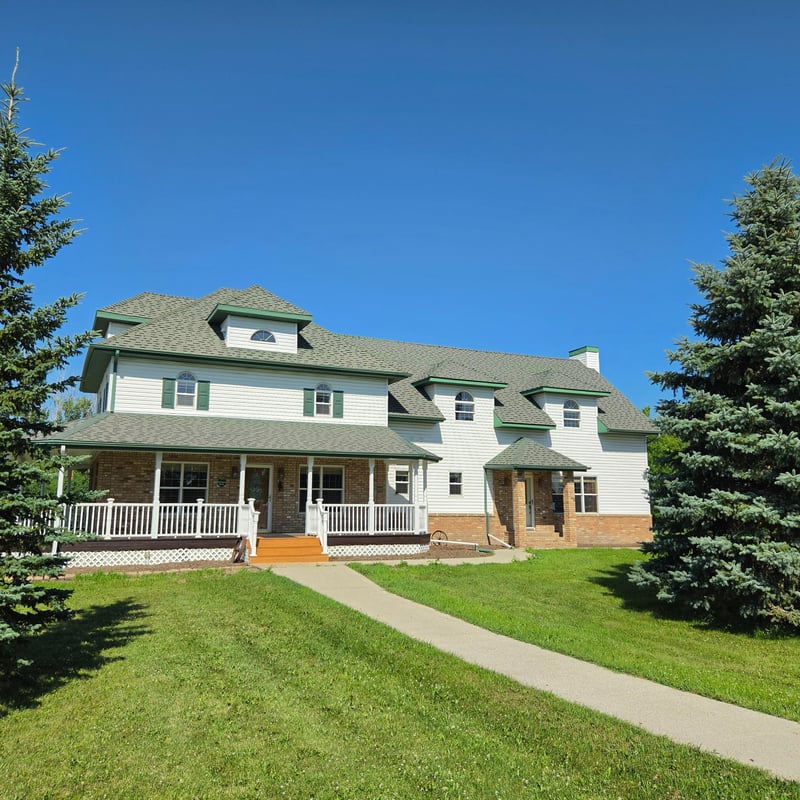 5684 Highway 10, Dilworth, MN 56529