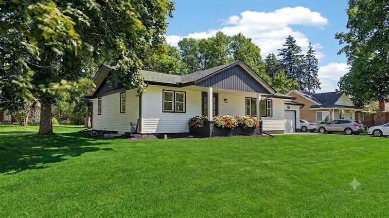 285 W 1st St, Rush City, MN 55069