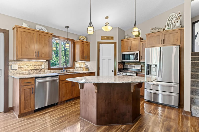 29152 151st St NW, Zimmerman, MN 55398