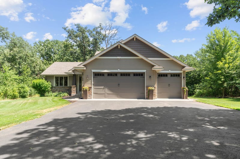 29152 151st St NW, Zimmerman, MN 55398