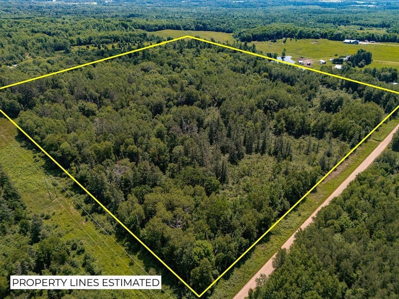 2592 Strandberg Rd, Barnum, MN 55707