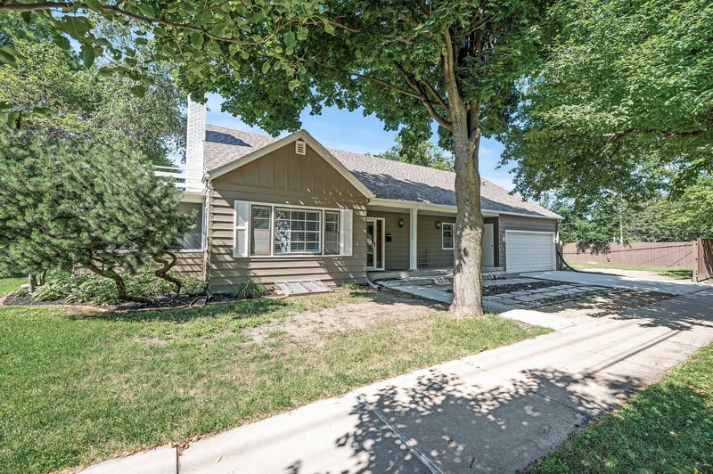 1419 6th St SW, Rochester, MN 55902