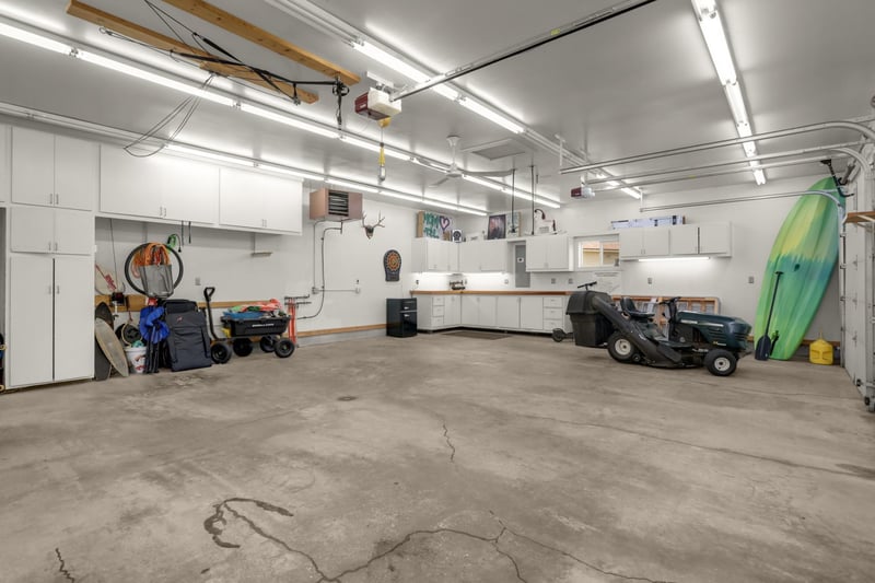 3407 Payne Ave, Vadnais Heights, MN 55127