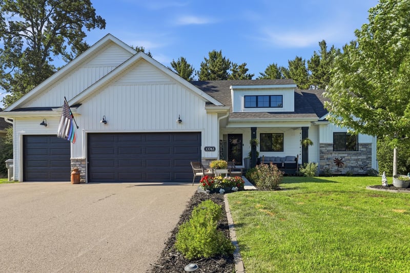 13763 9th Ave S, Zimmerman, MN 55398
