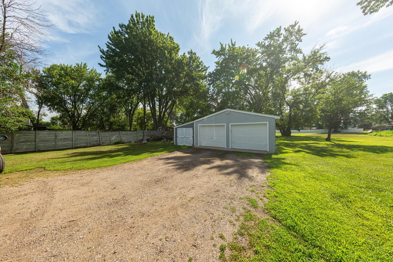 14187 Forest Blvd N, Hugo, MN 55038