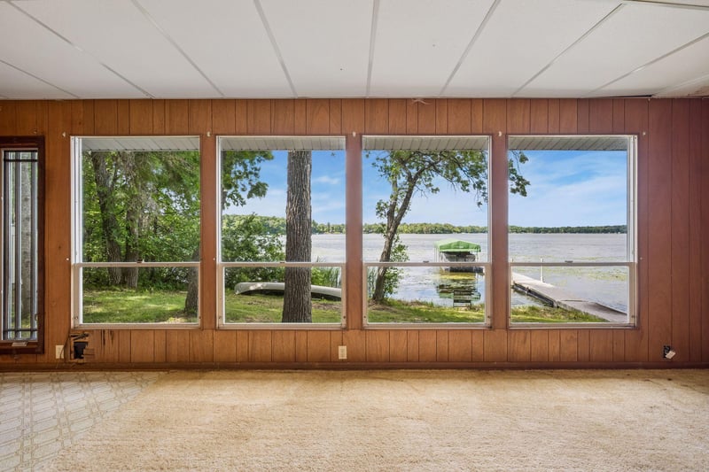 11388 49th St, Clear Lake, MN 55319