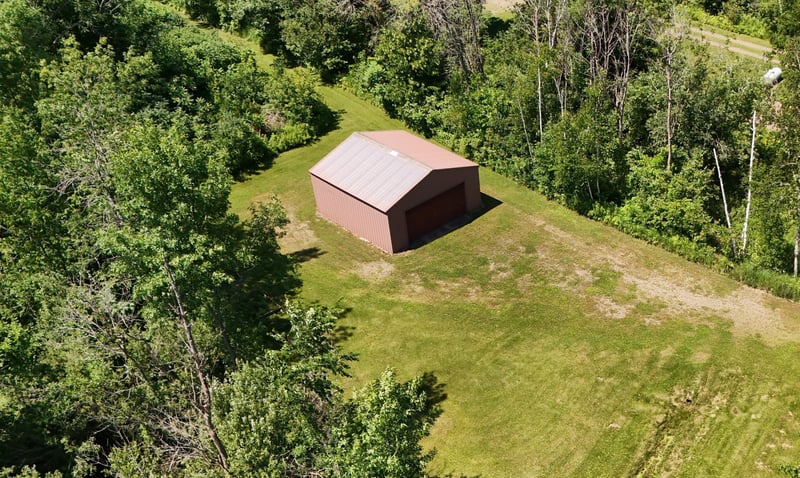 18563 329th Ave, Isle, MN 56342