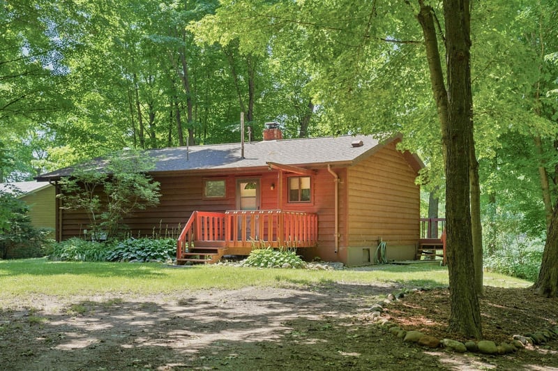 18563 329th Ave, Isle, MN 56342