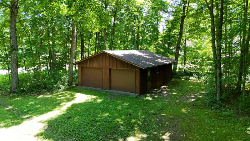 18563 329th Ave, Isle, MN 56342