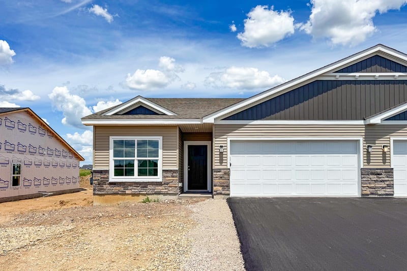 1202 Cedar Ln, Montrose, MN 55363