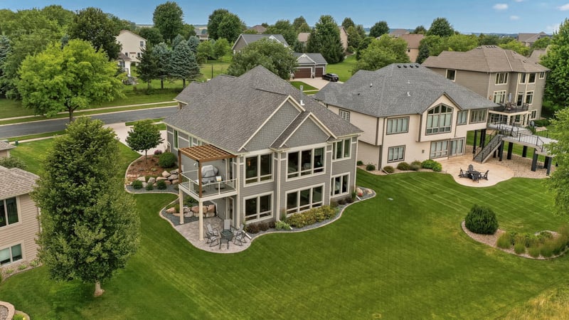 605 Somerby Pw NE, Byron, MN 55920