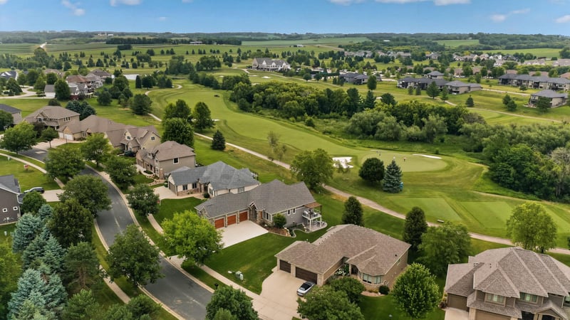 605 Somerby Pw NE, Byron, MN 55920
