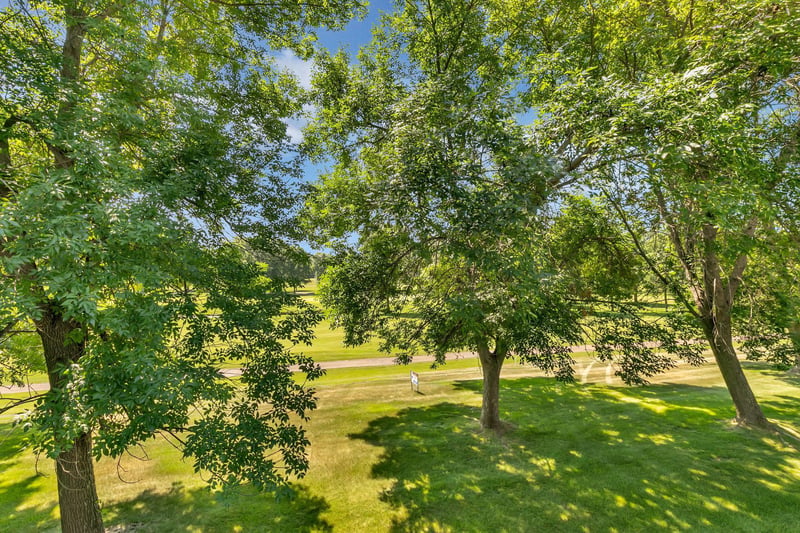 118 River Oaks Dr, Cold Spring, MN 56320