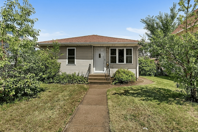 142 25th Ave N, Saint Cloud, MN 56303