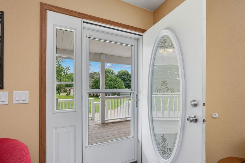403 W Margaret St, Fairmont, MN 56031