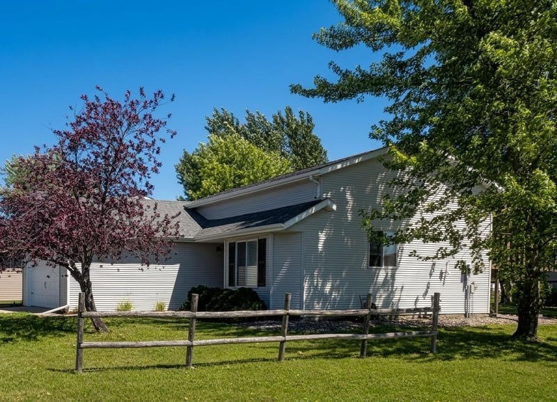3701 29th Ave S, Moorhead, MN 56560