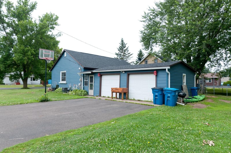 119 E Coleman St, Rice Lake, WI 54868