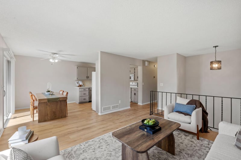 324 Naumkeag St S, Shakopee, MN 55379