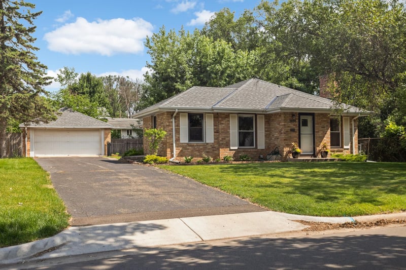9100 Club Rd, Saint Louis Park, MN 55426