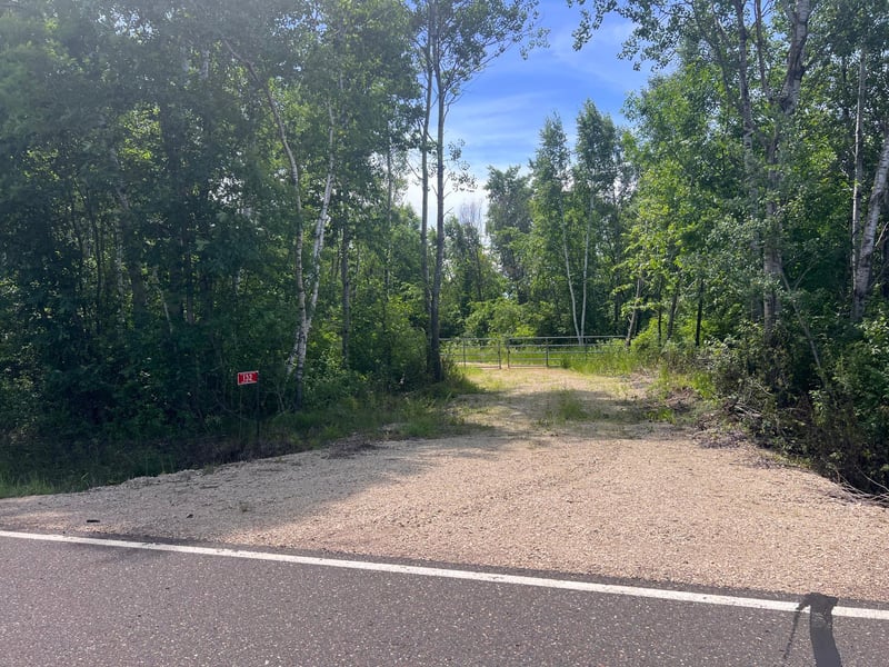 132 90th Ave, Clayton, WI 54004