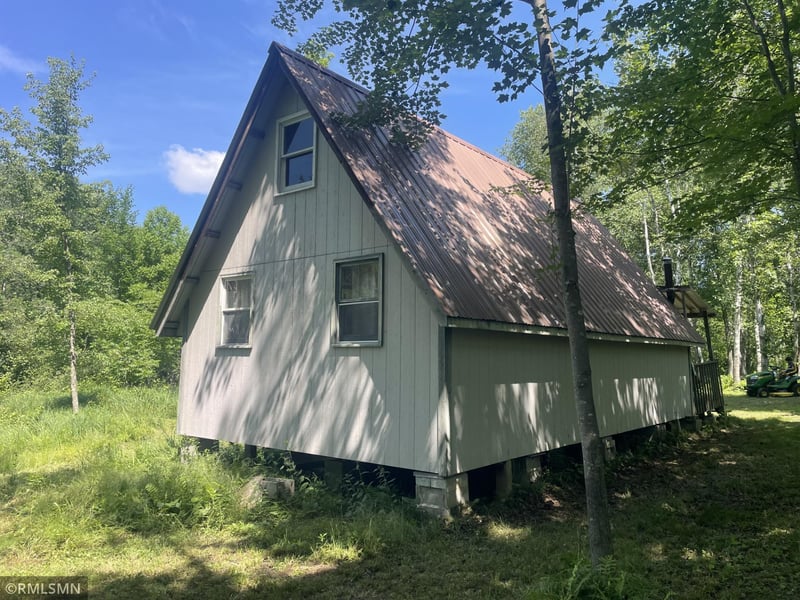 38539 Clover Cir, Hinckley, MN 55037
