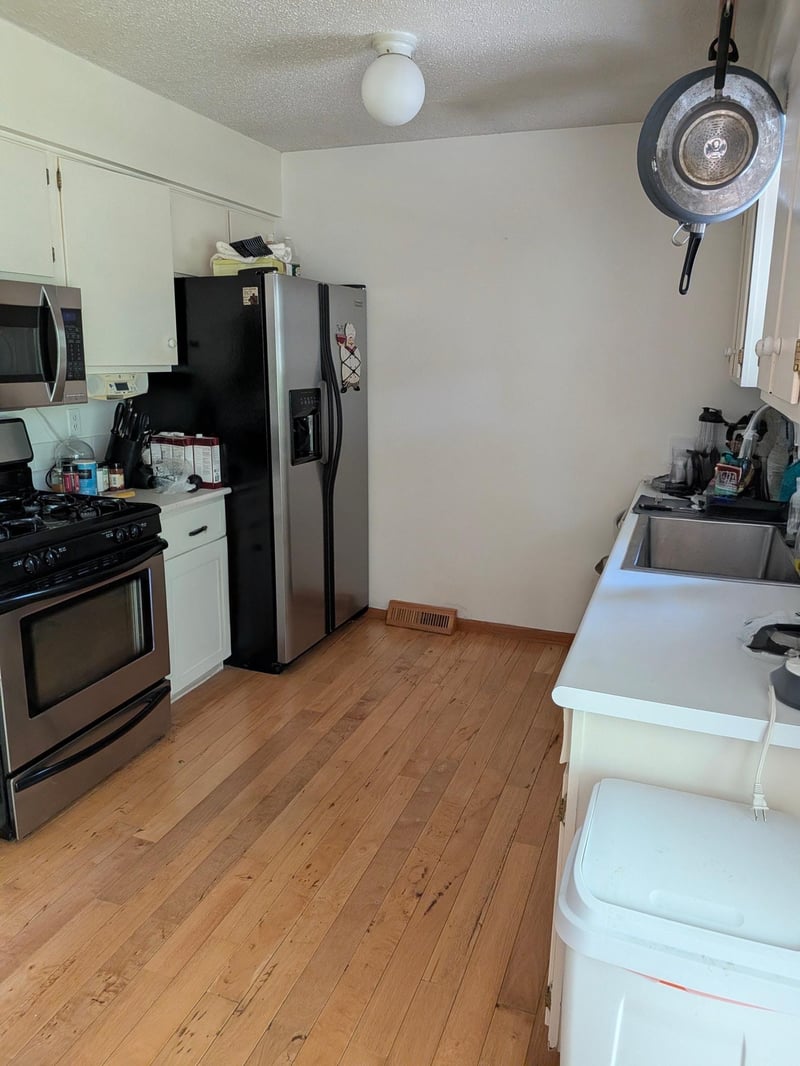 3090 Alexander Ln, Mound, MN 55364