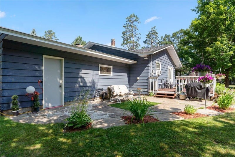 400 York St, Pine River, MN 56474
