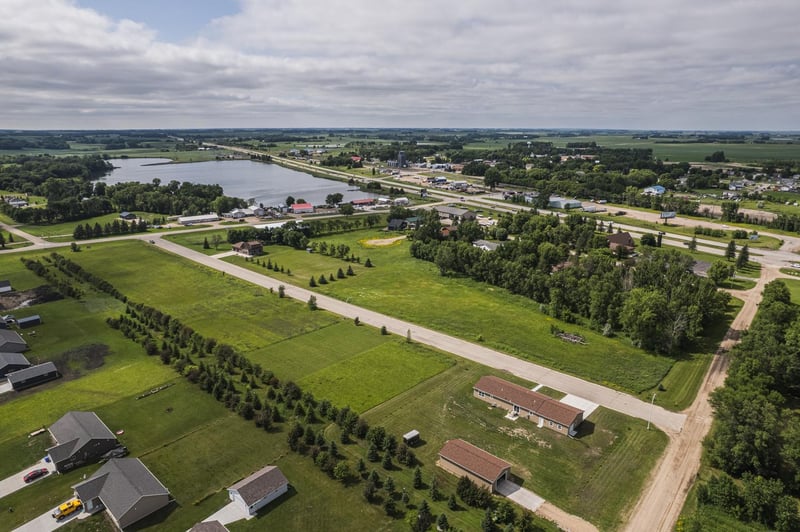 111 Pheasant St, Audubon, MN 56511