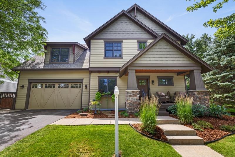 16958 Dynamic Dr, Lakeville, MN 55044