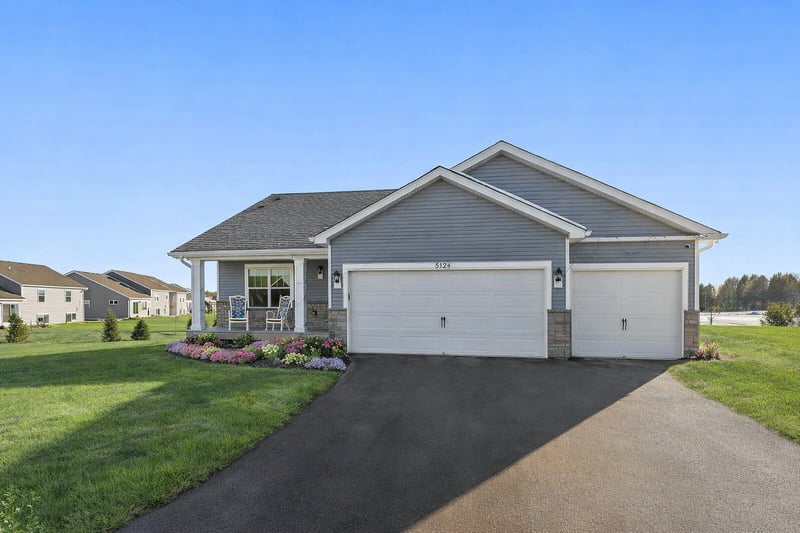 5124 Mustang Cir, Woodbury, MN 55129