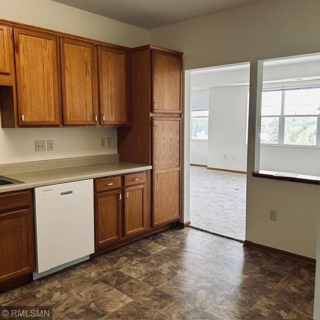 8341 Lyndale Ave S #424, Bloomington, MN 55420