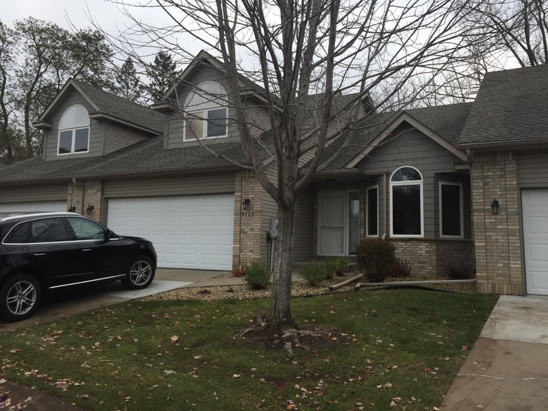9113 Medley Cir, Golden Valley, MN 55427