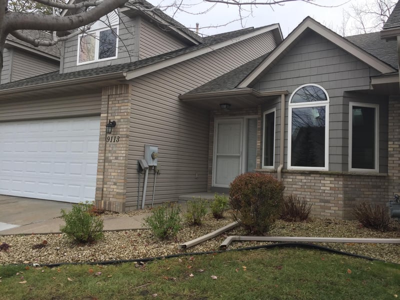 9113 Medley Cir, Golden Valley, MN 55427