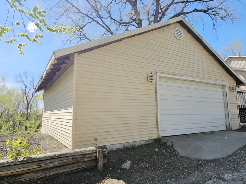 312 Merriam Ave, Montevideo, MN 56265