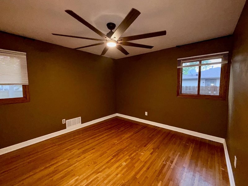 4333 Rahn Rd, Eagan, MN 55122