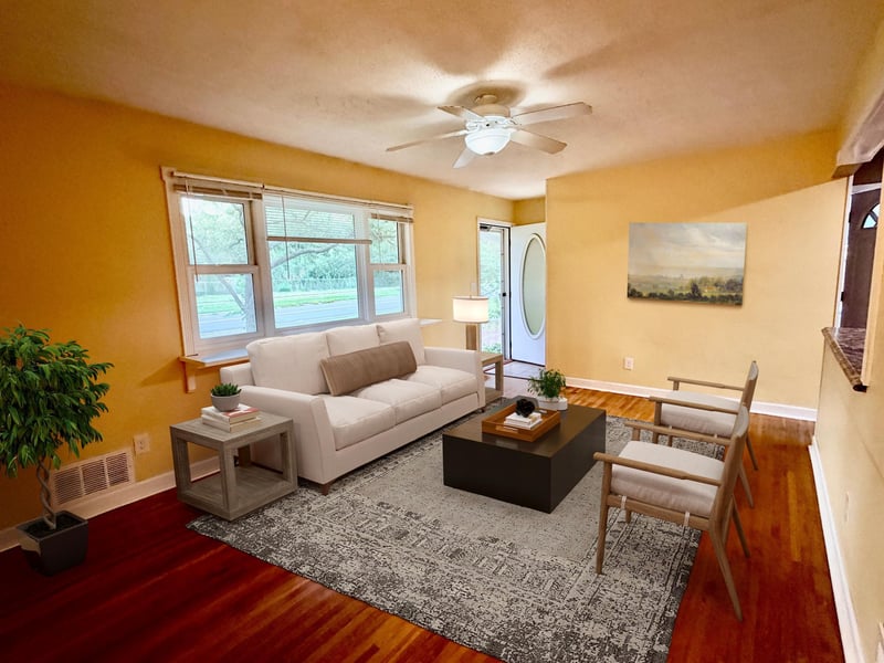 4333 Rahn Rd, Eagan, MN 55122